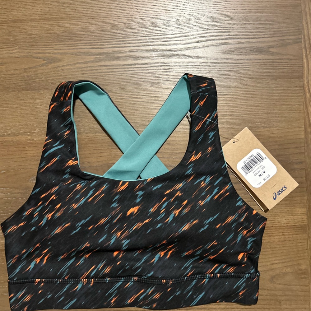 ASICS sports bra in black and orange - sporty and comfortable #fitness